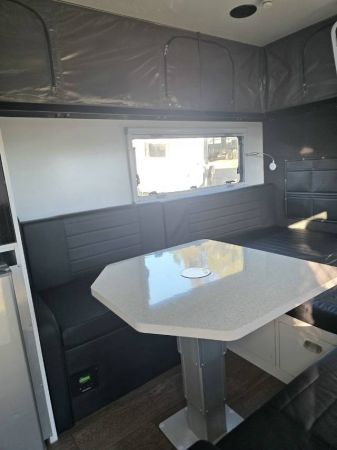 2020 Ezytrail Parks 11 Mki Pop Top PARKS11 MKI image