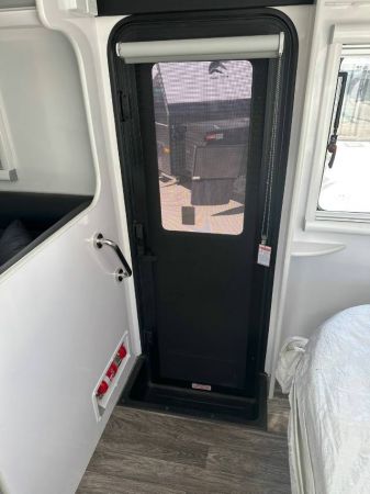 2025 Snowy River Srt18 Caravan SRT-18 image