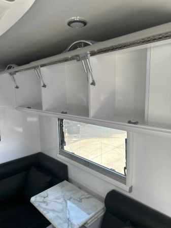 2025 Snowy River Srt18 Caravan SRT-18 image