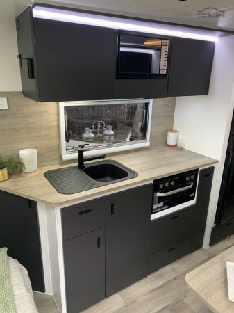 2025 Design RV ODYSSEY V1-0  17'4" image