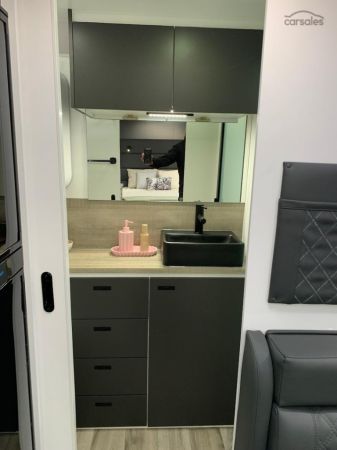 2025 Design RV ODYSSEY V1-0  17'4" image