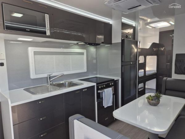 2024 Windsor Wild Semi Off-Road 220MD image