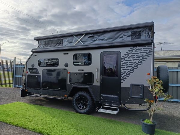 2025 Far Horizon Campers TUFF TRACK Flinders 16 Hybrid Caravan image