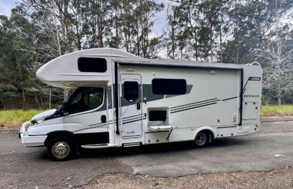 2022 Avida Esperance C7834 Sl Motorhome IVECO DAILY 50-180 image