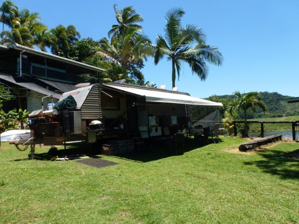 2015 ELITE BALISTIC Caravan image