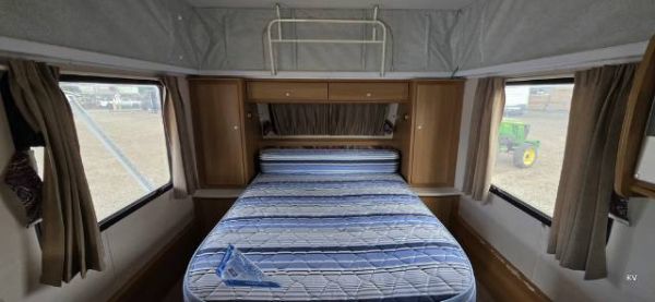 2013 Jayco Destiny POP TOP CARAVAN SHOWER TOILET image