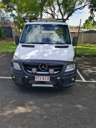2011 Mercedes-Benz Sprinter RV Campervan image