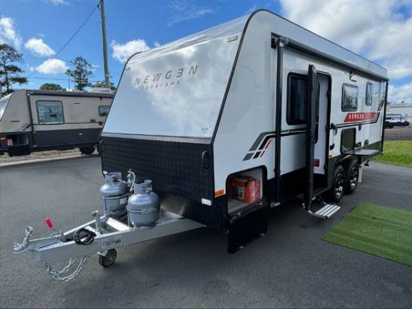 2025 Newgen Caravans Ngb21F Family Caravan TRIPLE BUNK image