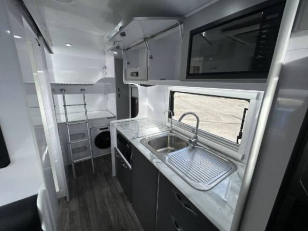 2025 Snowyriver Srt18F Caravan SRT18F image