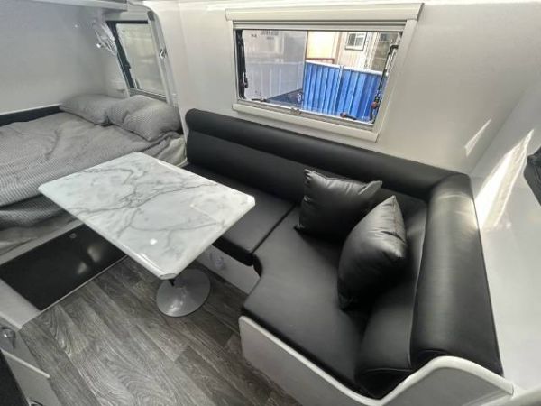 2025 Snowyriver Srt18F Caravan SRT18F image