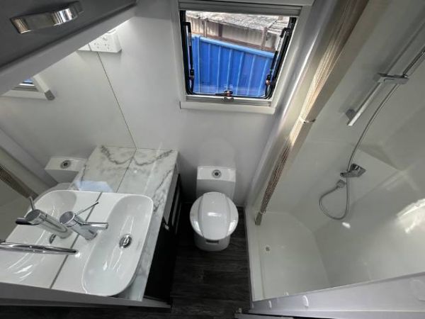 2025 Snowyriver Srt18F Caravan SRT18F image