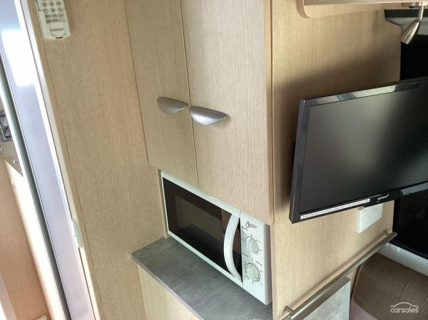 2022 Kea Nomad M700 3 Berth image