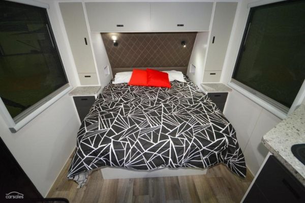 2025 Design RV Crx V5-3 image