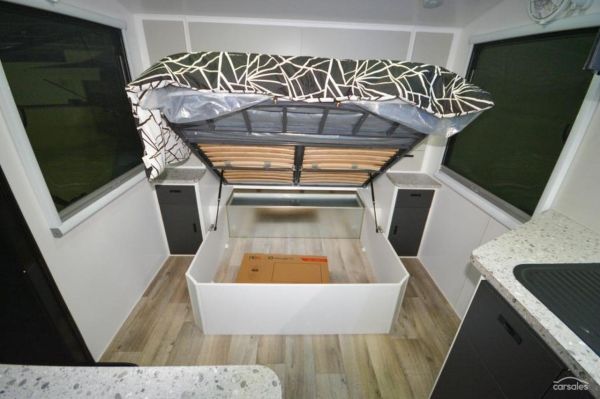 2025 Design RV Crx V5-3 image