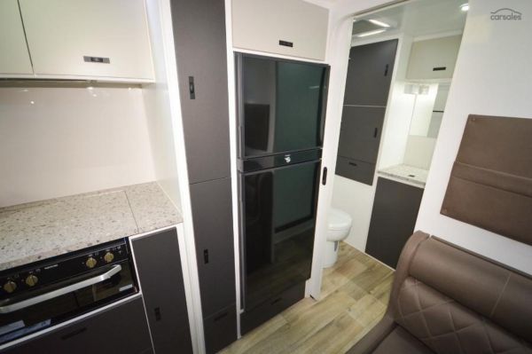 2025 Design RV Crx V5-3 image