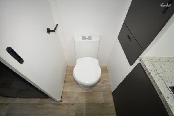 2025 Design RV Crx V5-3 image