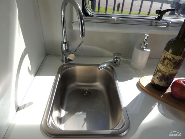 2023 Pioneer Campers Verve E/W image