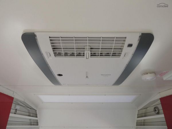 2023 Pioneer Campers Verve E/W image