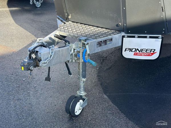 2023 Pioneer Campers Verve E/W image