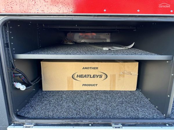 2023 Pioneer Campers Verve E/W image