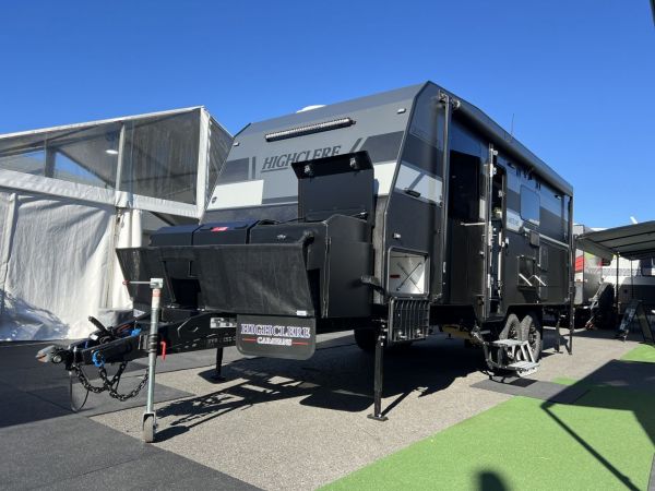 2025 Highclere Caravans Grand Explorer Sanctuary Caravan image