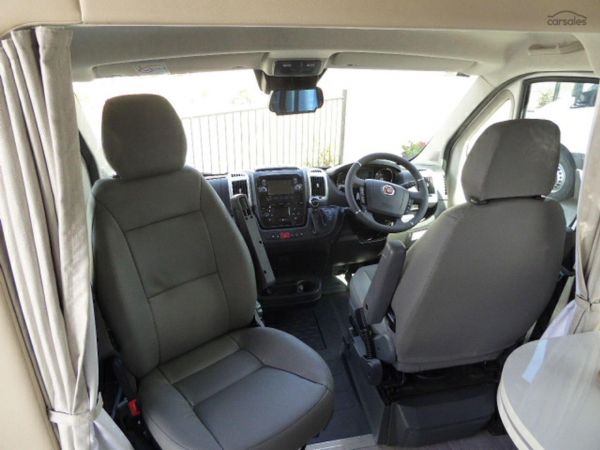 2024 Windsor Simpson image