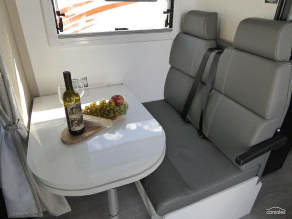 2024 Windsor Simpson image