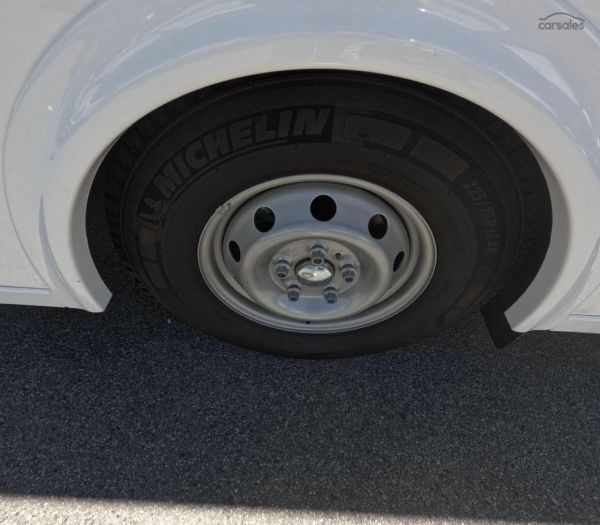 2024 Windsor Simpson image