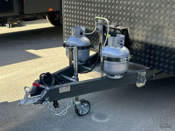 2025 Essential Caravans Cruiser V1-1 18'8 image