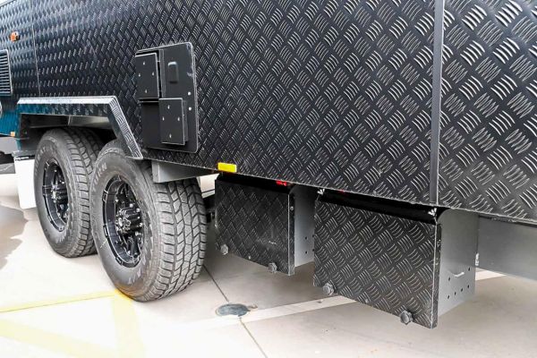 2025 Design RV Crx V5.3 Caravan image