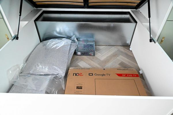 2025 Design RV Crx V5.3 Caravan image