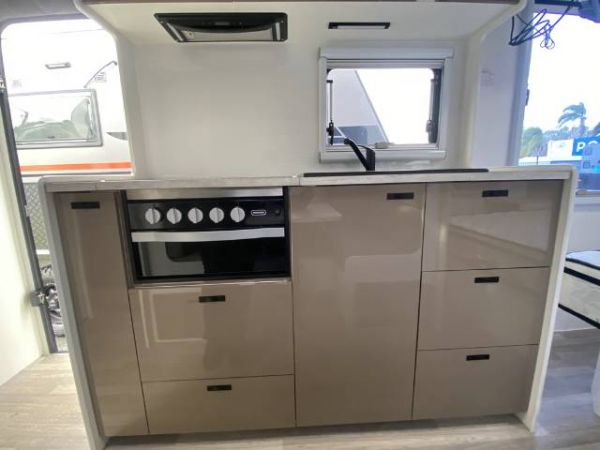 2023 My Dream RV Gt102 CARVAN GT102 DREAM DELIGHT image