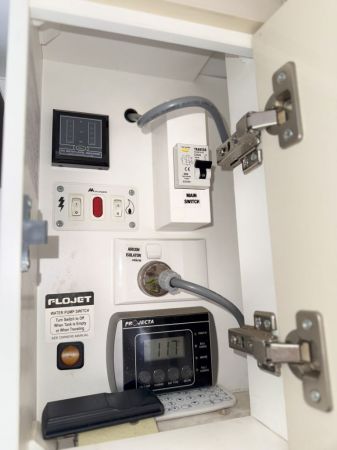 2018 Coromal ELEMENT Caravan image