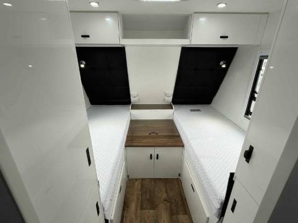 2021 Network RV Terrain Tuff Off Road Caravan CENTRE ENSUITE image