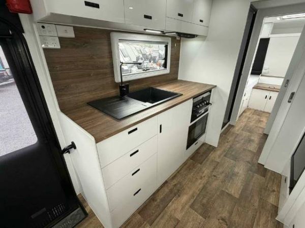 2021 Network RV Terrain Tuff Off Road Caravan CENTRE ENSUITE image