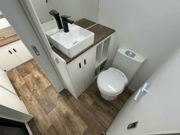 2021 Network RV Terrain Tuff Off Road Caravan CENTRE ENSUITE image