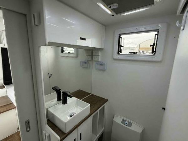 2021 Network RV Terrain Tuff Off Road Caravan CENTRE ENSUITE image