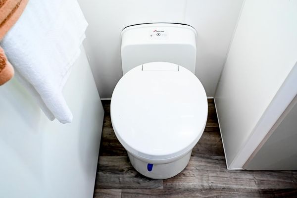 2025 Design RV Getaway V7.7 Caravan image