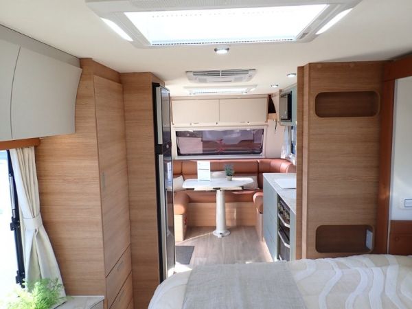 2025 Jayco Silverline Caravan 21.65-3.OB.SL-MY25 image