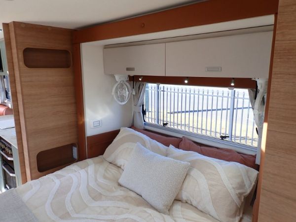 2025 Jayco Silverline Caravan 21.65-3.OB.SL-MY25 image