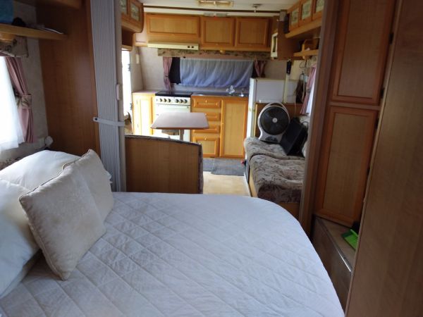 2002 Jayco HERITAGE Caravan image