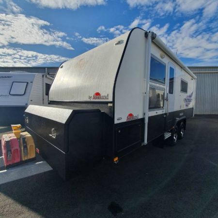 2015 Sunland Patriot Caravan SE image