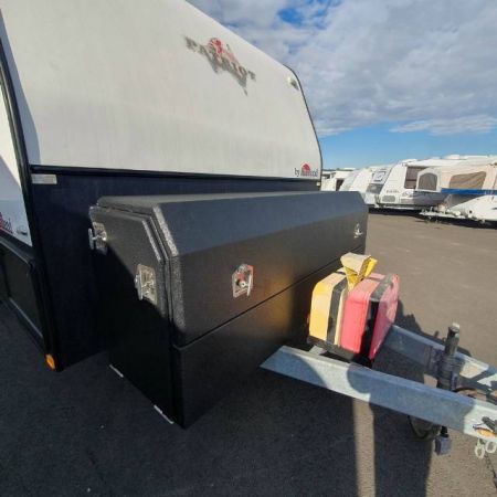 2015 Sunland Patriot Caravan SE image