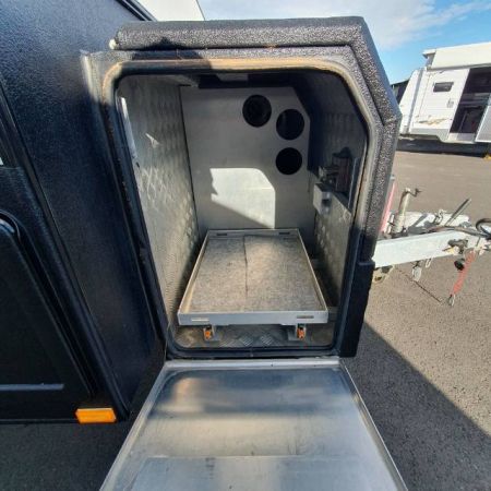 2015 Sunland Patriot Caravan SE image