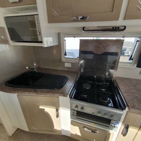 2015 Sunland Patriot Caravan SE image