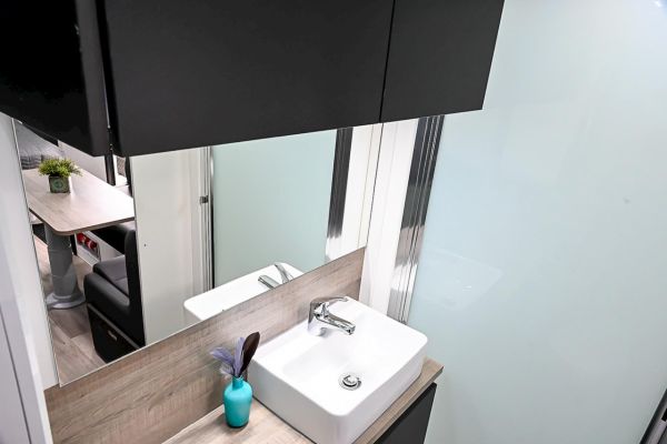 2025 Design RV Odyssey 1.0 Caravan image