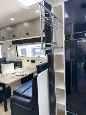 2023 Masterpiece Optimum Extreme Offroad Caravan image