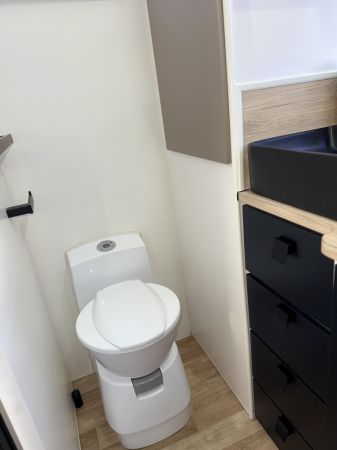 2023 Masterpiece Optimum Extreme Offroad Caravan image