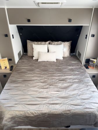 2023 Masterpiece Optimum Extreme Offroad Caravan image