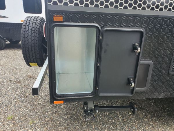 2025 Design RV Crx Semi Offroad Off Road Caravan V1.1 - 18'8 image